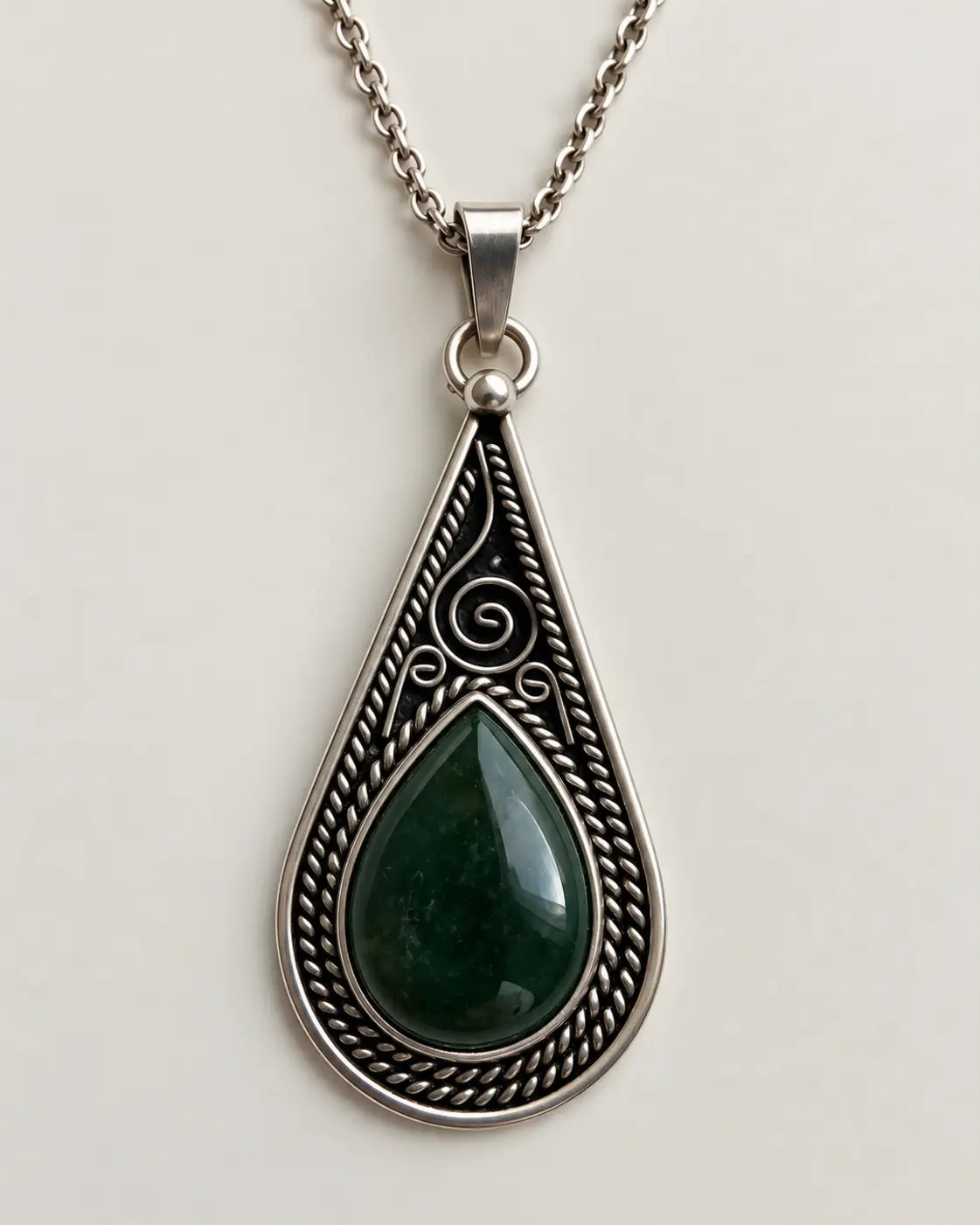 Tazrut Necklace