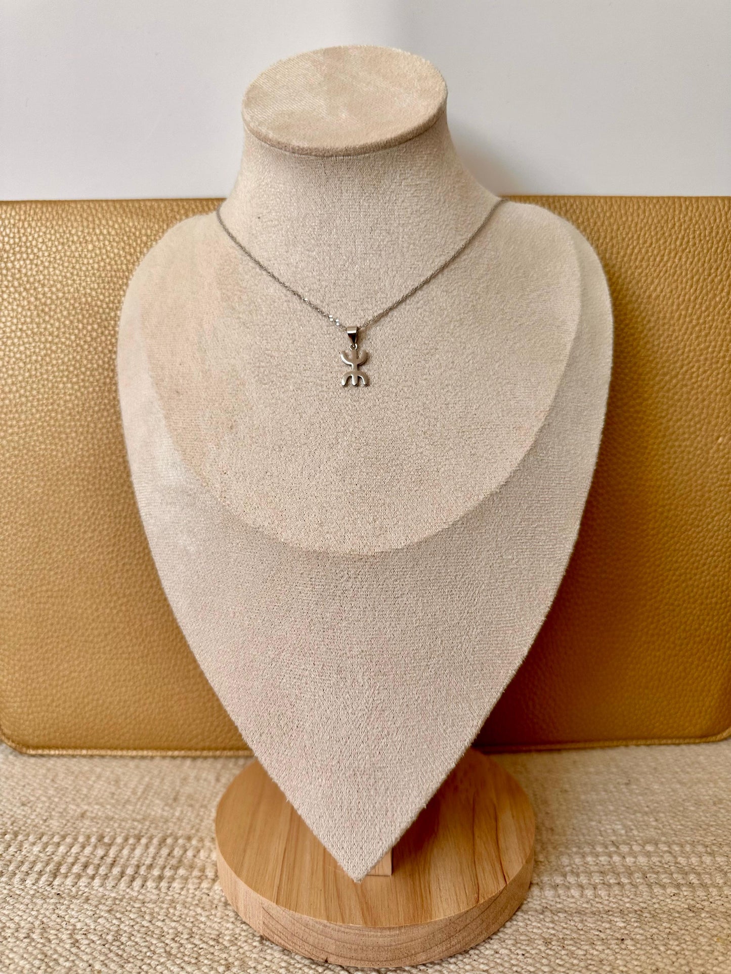 Amzay - Yaz pendant and necklace