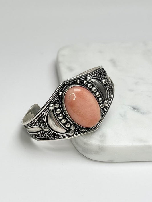 Dasin - Amazigh Silver Bracelet with Peach Stone