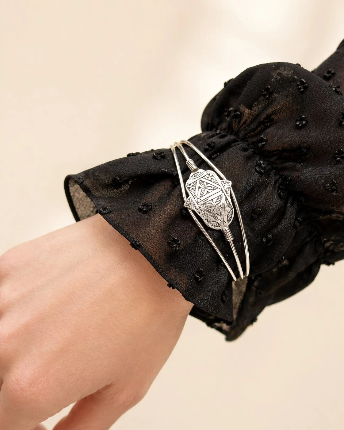 Bracelet Hamsa Fatma Amazigh – Manchette en Argent Marocain Artisanal