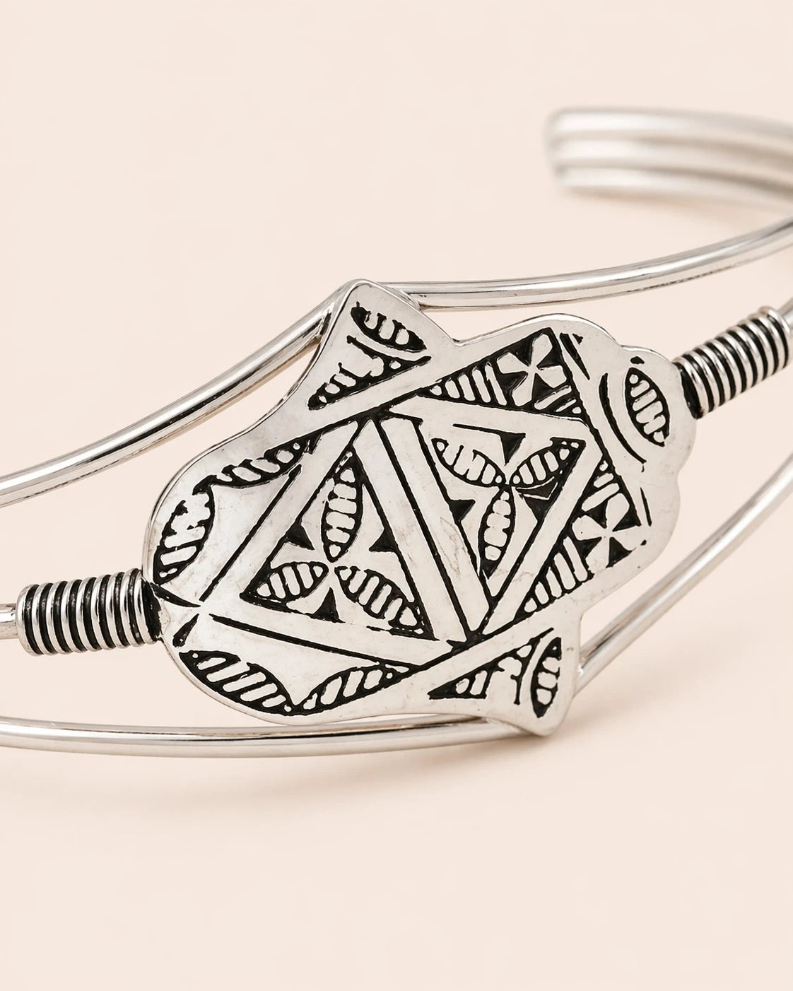 Bracelet Hamsa Fatma Amazigh – Manchette en Argent Marocain Artisanal