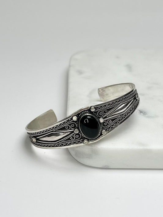 Matya - Amazigh Silver Cuff Bracelet with Black Stone