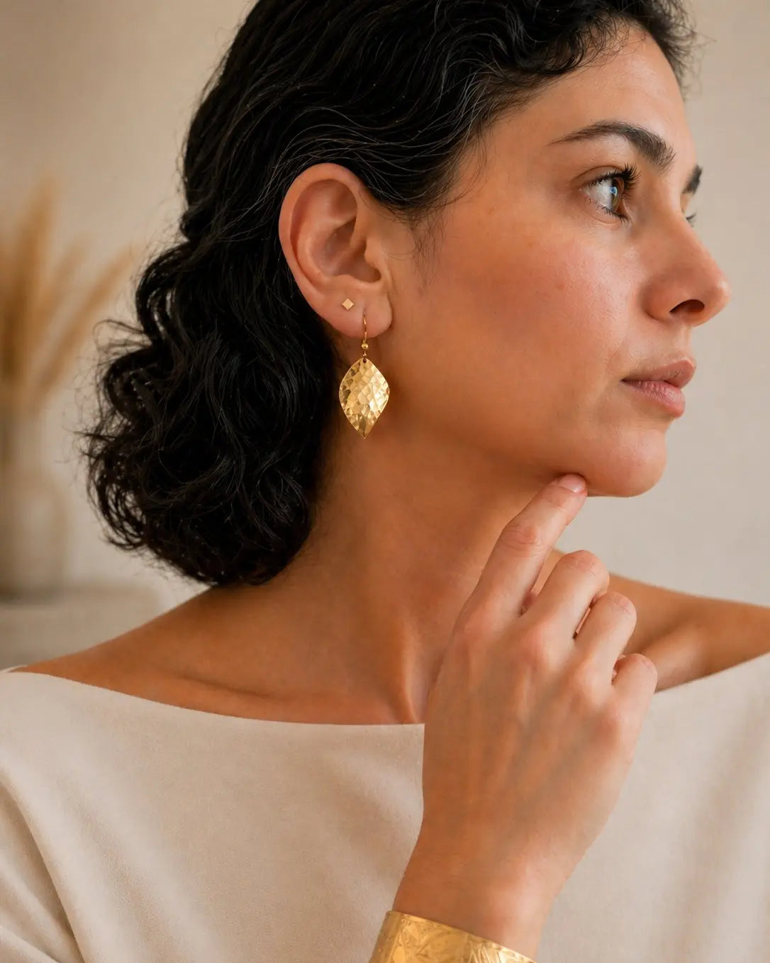 Nourhan Hammered Copper Drop Earrings – Handmade Amazigh Statement Pieces