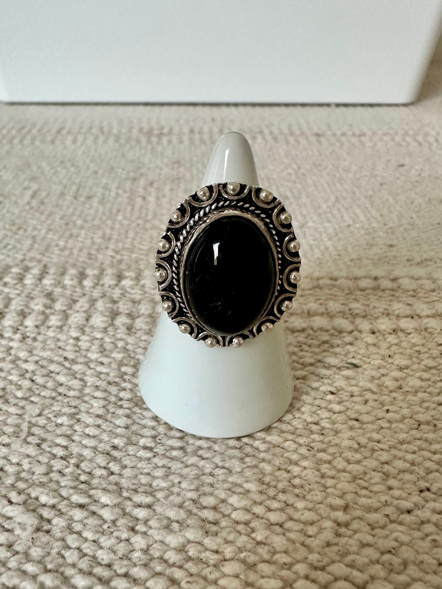 Tarra - Amazigh Silver Ring with Onyx
