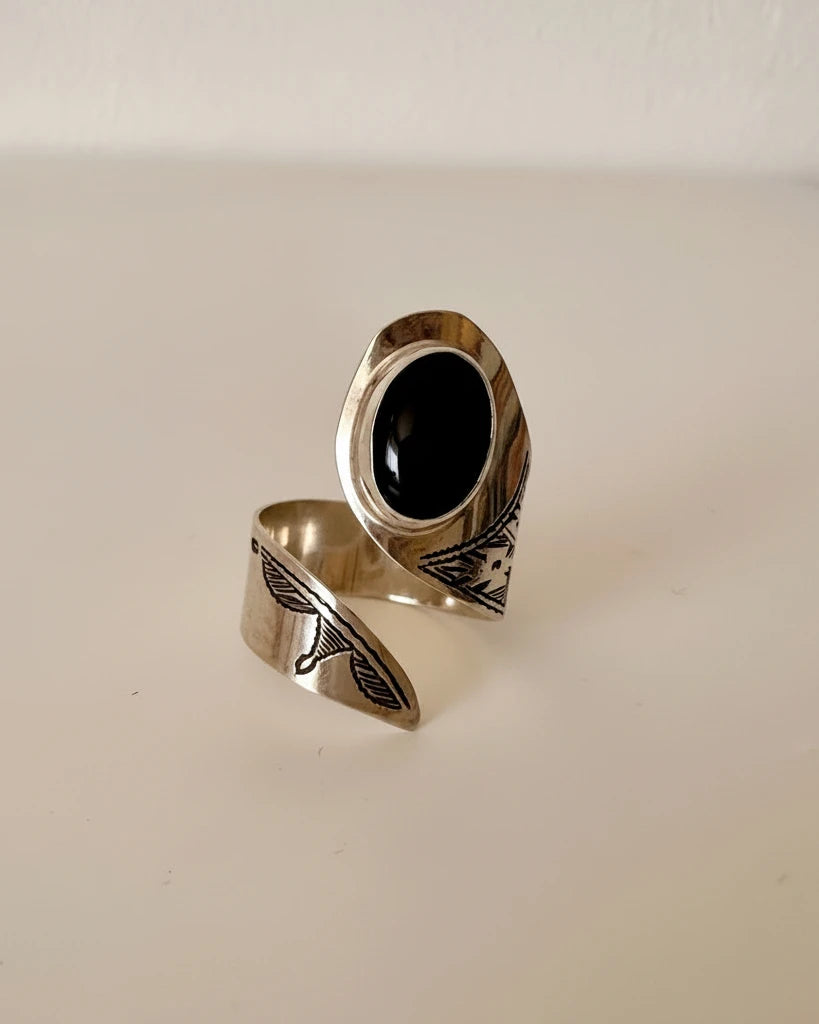Tasaft Amazigh Silver Ring – Handmade Adjustable Spiral Ring with Natural Stones