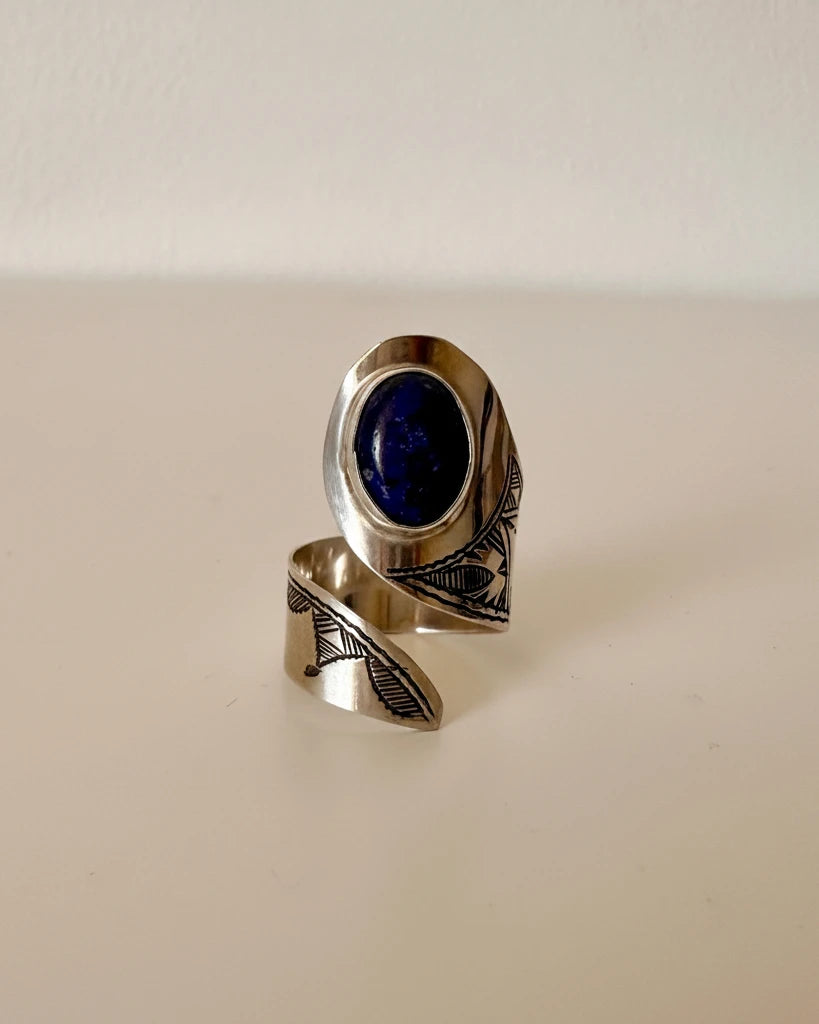 Tasaft Amazigh Silver Ring – Handmade Adjustable Spiral Ring with Natural Stones