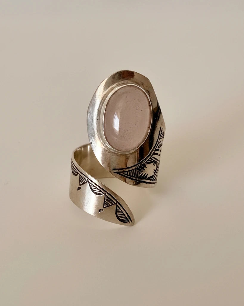Tasaft Amazigh Silver Ring – Handmade Adjustable Spiral Ring with Natural Stones