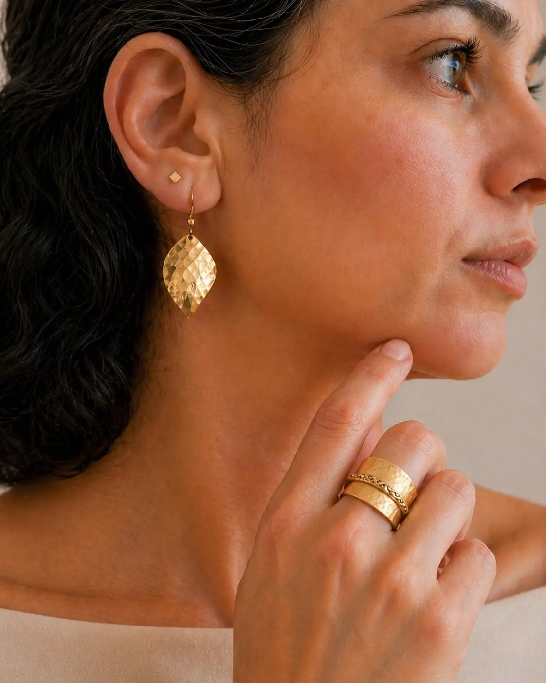 Bague Tasga en Cuivre Fait Main – Anneau Large Ajustable Héritage Amazigh