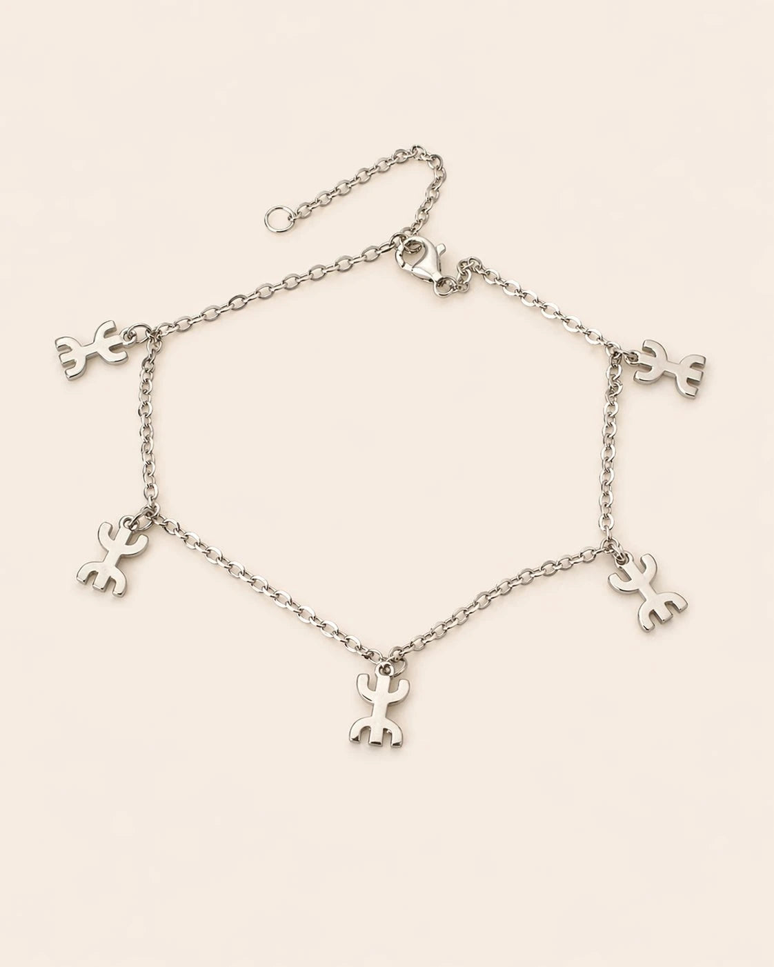 Bracelet Timyaz Charmes Yaz en Argent – Identité Amazigh et Éclat Moderne