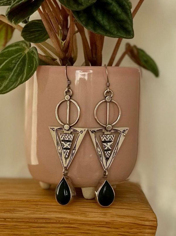 Aida - Amazigh Triangle Silver Earrings - Image 2