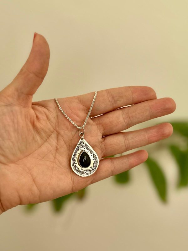 Lunja - Amazigh silver Necklace & Pendant - Image 2